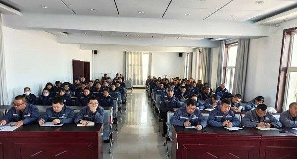 額鹽公司組織宣傳貫徹蒙鹽集團(tuán)2026年黨風(fēng)廉政建設(shè)和反腐敗工作會(huì)議